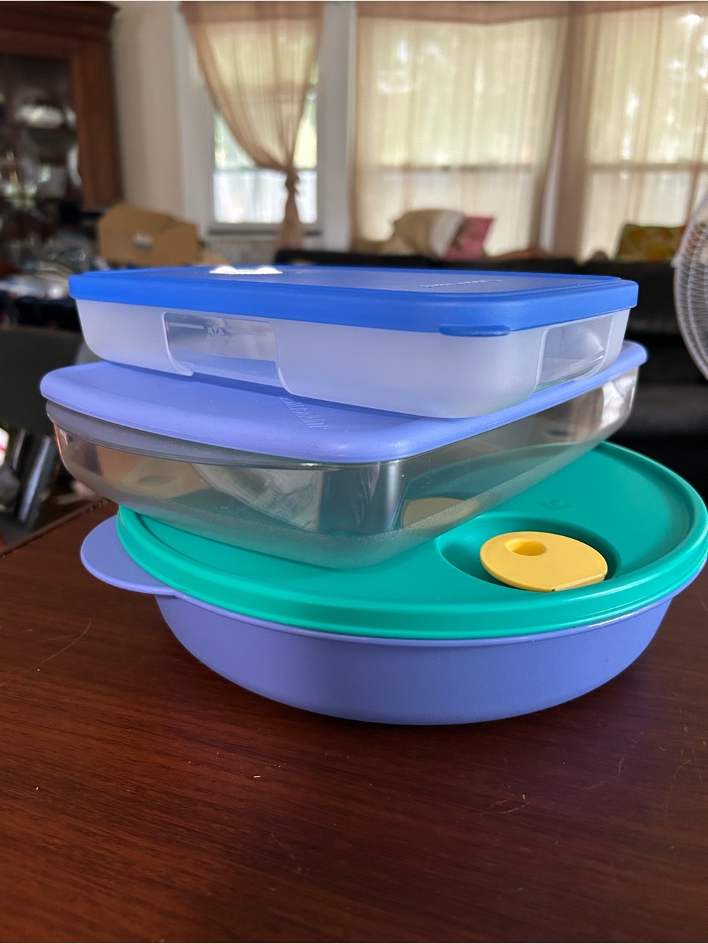 Tupperware 6 piece of various sizes, microwave safe, plus promotional pamphlet